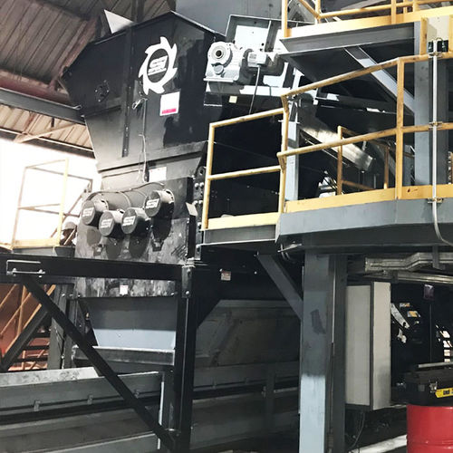 Первичный измельчитель - Quad® Q125 series - SSI Shredding Systems, Inc. - с 4 валами / для твердых и сыпучих отходов / с высоким моментом