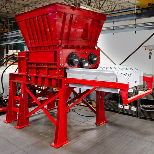 Измельчитель с 3 валами - Tri-Shear® T160 series - SSI Shredding Systems, Inc. - первичный / для твердых и сыпучих отходов / металлический