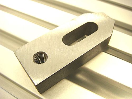 Механический зажимное приспособление - CNC-STEP GmbH & Co. KG - для мехобработки / из стали / фиксированный