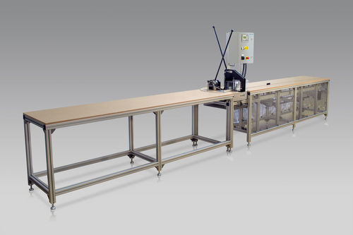 Станок для резки с ножом - Metzner Maschinenbau GmbH - для DIN-рейки / контролируемый PLC / поворотный