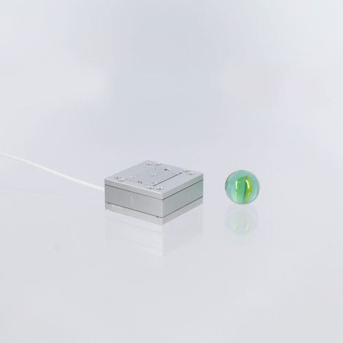 Пластина нанопозиционирования Z - PLF3232-z.60 - SmarAct GmbH - пьезоэлектрическая / компактная / алюминий