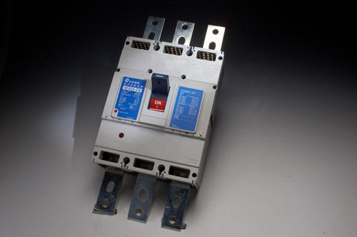 Термический выключатель - BM630-CN - Shihlin Electric & Engineering Corporation - регулируемый / модульный / с литым корпусом