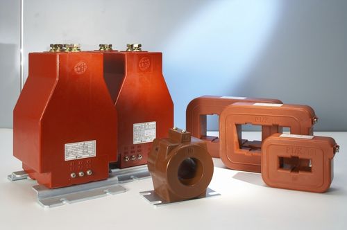 Измерительный трансформатор - Shihlin Electric & Engineering Corporation - сухой / низкого напряжения / установленный на пилоне