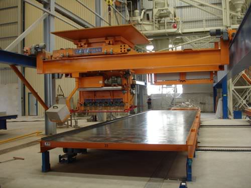 Поддон из металла - AVERMANN Maschinenfabrik GmbH & Co. KG - Евро / для бетонных блоков