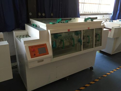 Автоматический кашировальный станок - SUNY-ZXY500 - U-Therm International (H.K.) Limited