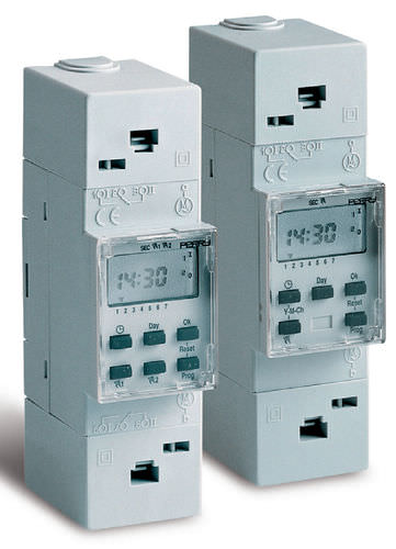 Цифровой выключатель с часовым механизмом - 1IO 0080 - PERRY ELECTRIC - на DIN-рейке