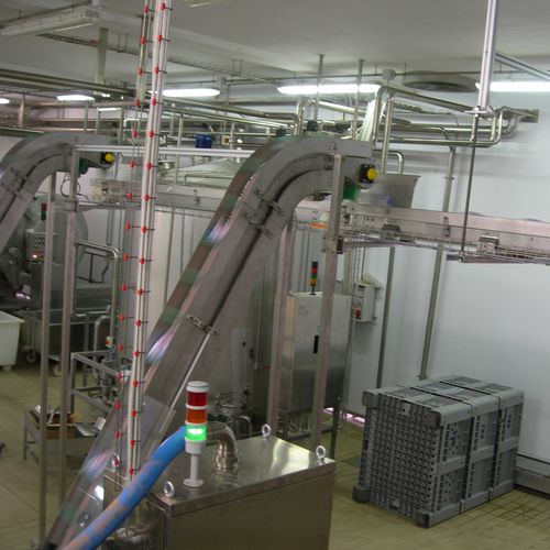 Ленточный конвейер - M.H. Material Handling S.p.A - с перегородками / наклонный / модульный