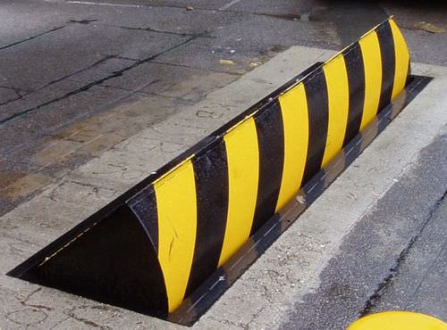 Гидравлический выдвижной столб - 2 150 x 735 x 570 mm | RB680 - Avon Barrier - блокатор дороги