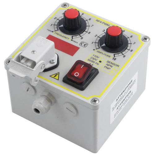 Индикатор и контроллер частоты - RF4PWM - MP Elettronica Srl - напряжения / для измерения температуры / тока