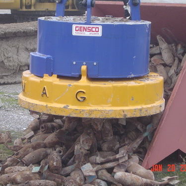 Подъемный электромагнит с электрическим переключением - HMAG series - Gensco Equipment - для перемещения металлолома / для железосодержащих отходов / круговой