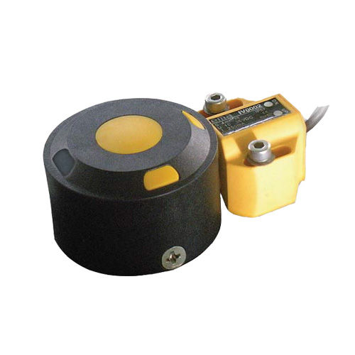 Емкостный бесконтактный датчик - IV0001 - EMA ELECTRONICS LTD. - цилиндрический / PNP / неутопленный
