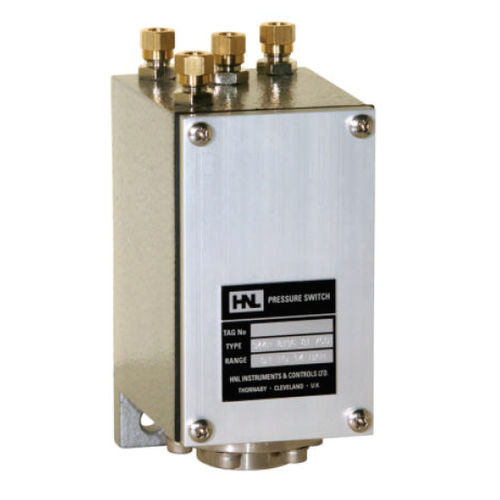 Мембранный прессостат - 300 series - British Rototherm Co. Ltd - дифференциальный / NPT 1/2 / NPT 1/4