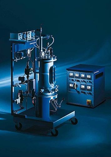 Биореактор / ферментер для лабораторий - 7 - 30 l | NLF - Bioengineering, Inc. - для параллельного синтеза / комбинированный