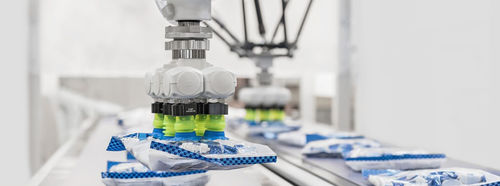 Робот для обрабатывающего центра - B&R Industrie-Elektronik - высокоскоростной