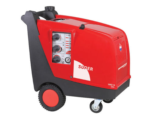 Очиститель высокое давление на горячей воде - 160 - 200 bar, 900 - 1 260 l/h | SUPER - biemmedue spa - трехфазовый / мобильный