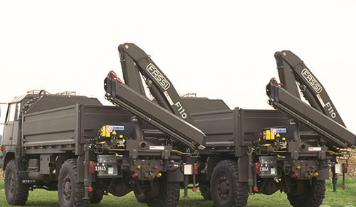 Башенный кран на грузовике - Defense series - Fassi gru S.p.A - с манипулятором / для подъема