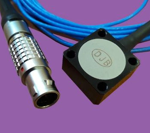 Акселерометр 1 ось - AM/50HR.40 - DJB Instruments UK Ltd - с вибрирующими пластинами / емкостный / компактный