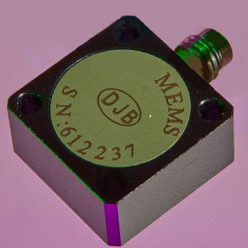 Двухосный акселерометр - AMB/200HR.10C - DJB Instruments UK Ltd - с вибрирующими пластинами / емкостный / компактный