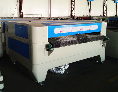 Лазерный станок для резки - JQ1610 - Jinan JinQiang Laser CNC Equipment Co; Ltd.  - для тканей / ЧПУ / для гравировки