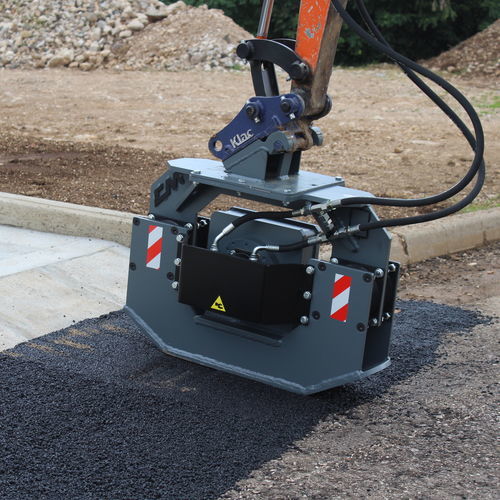 Вибрирующая пластинка компактирование - PV 20.40 - CM Srl - нереверсивная / для экскаватора