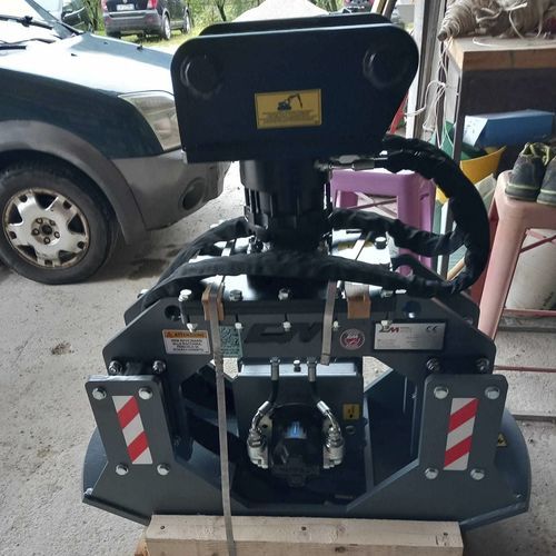 Вибрирующая пластинка компактирование - PV 45.80 - CM Srl - нереверсивная / для экскаватора / для столбостава
