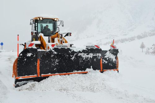 Широкий снегоочиститель - Wingx - Bucher Municipal AG - для легких транспортных средств