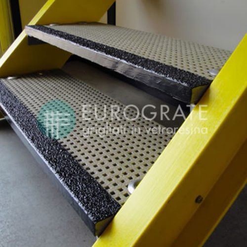 Ступень лестницы из композита PRV - Eurotred® - EUROGRATE GRP GRATING AND PROFILES
