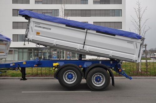 Прицеп ковш - MZDA 18/22 series - MEILLER F. X. Fahrzeug- und Maschinenfabrik GmbH & Co KG - для песка / двухосный / буксируемый