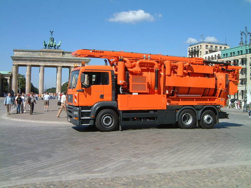 Каналопромывочный грузовой автомобиль - CANALMASTER WA - Typ ECONOMIC - MÜLLER Umwelttechnik GmbH & Co. KG - трехосный