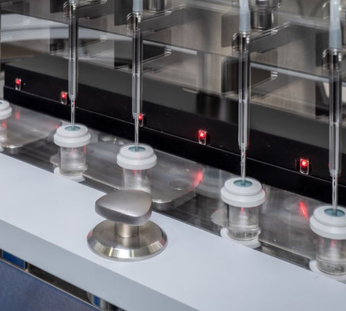 Автоматизированная наполнительная машина - Crystal PX - Aseptic Technologies - для колб / для жидкостей / для фармацевтической промышленности