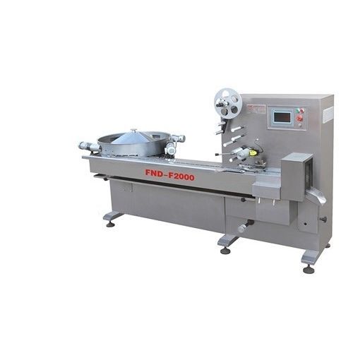 Упаковочная машина контролируемая PLC - FND-F2000 - Taizhou Funengda Industry Co., Ltd. - с сервоприводом / горизонтальная / подушечного типа