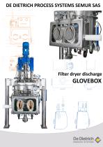 Filter dryer discharge glovebox